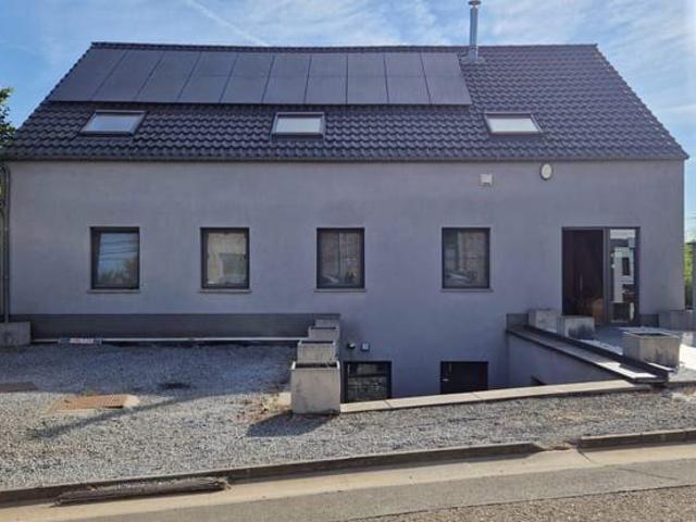 SPACIEUX APPARTEMENT 1 CHAMBRE REMIS A NEUF
