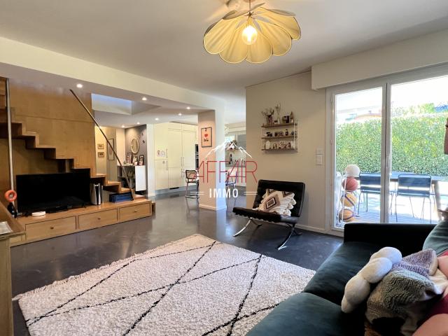 SPACIEUX APPARTEMENT T6 AVEC JARDIN 74160 COLLONGES SOUS SALEVE