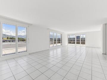 Spacieux appartement traversant de 140 m² avec terrasse exceptionnelle
