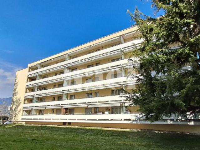 Spacieux appartement de 4.5 pièces au 4ème étage