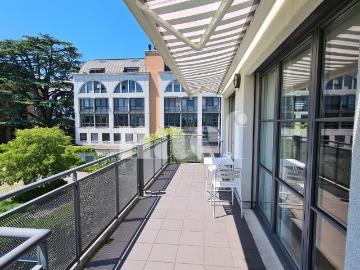 Spacieux appartement de 5.5 pièces d'env. 157 m2 au 2.
