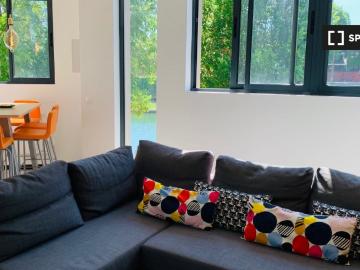 Spacieux appartement de 2 chambres à louer à Paris