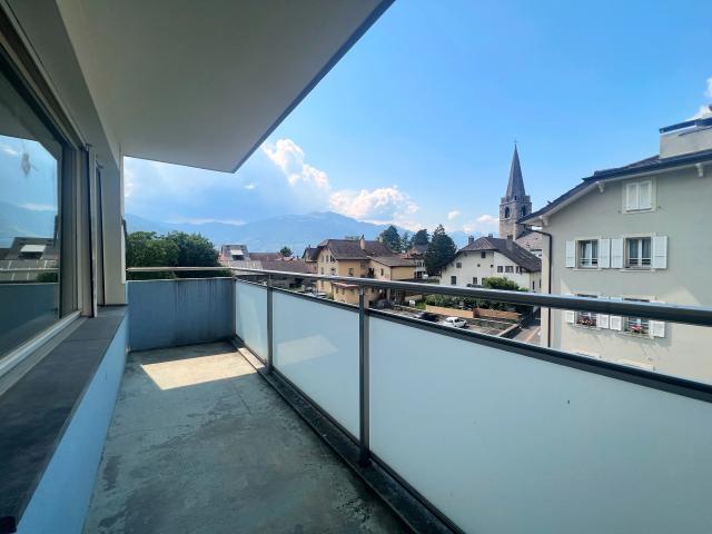 Spacieux appartement de 3 pièces | REGIE DUBOUX SA