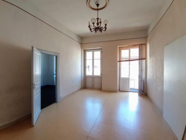 Spacieux appartement en centre ville 170m² Tulle