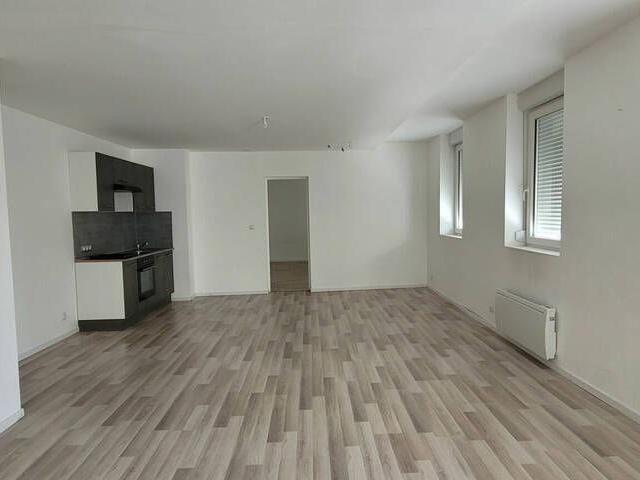 SPACIEUX APPARTEMENT F3