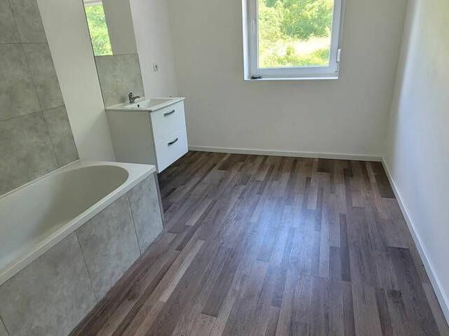 SPACIEUX APPARTEMENT F3