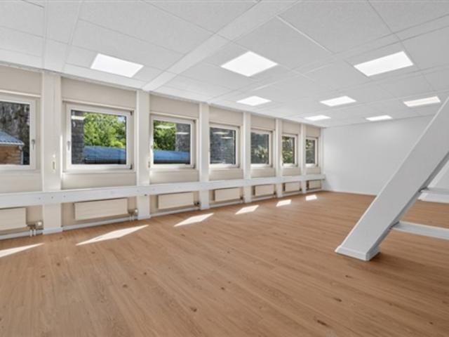 Spacieux bureau de 106m2 à louer sur Pully !