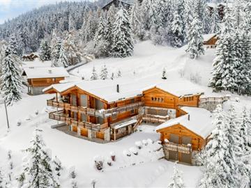 Spacieux chalet haut de gamme au coeur d'Anzère