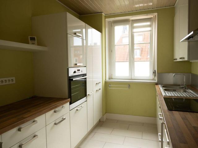 Spacieux et bel appartement 2/3 pièces 1 chambre + 1 bureau/dressing