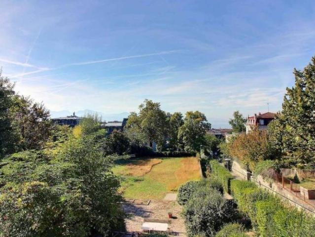 Spacieux et lumineux 3.5 pièces avec vue dégagée à Lausanne
