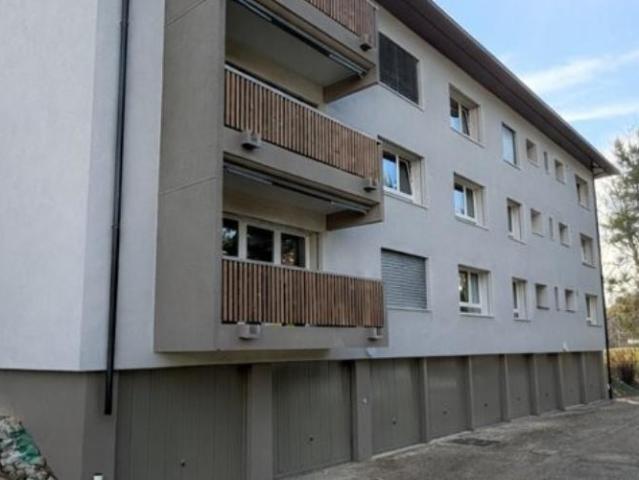 Spacieux et lumineux appartement rénové de 3.5 pièces