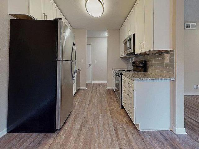 Spalding Vue 2 Bedroom Apartment for Rent at 3256 Medlock Bridge Rd, Peachtree Corners, GA 30092
