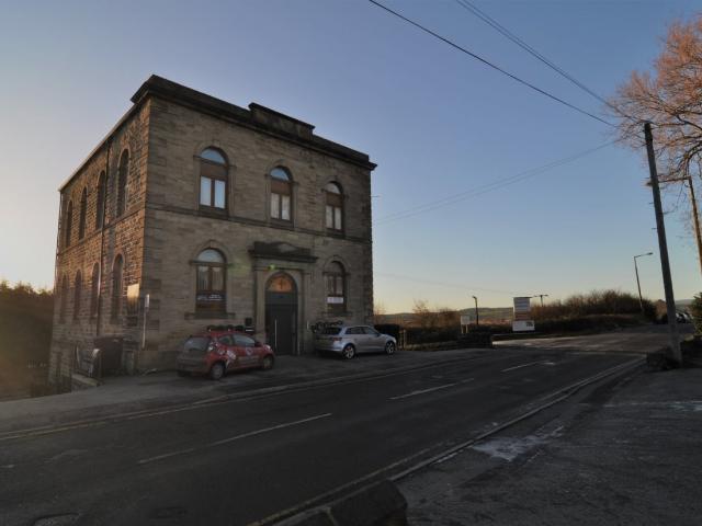 Spark Lane, Mapplewell, 2 bedroom, Apartment