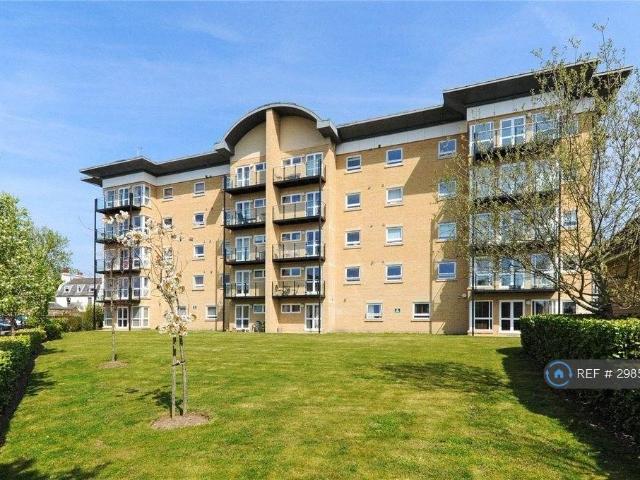 Sparkes Close, Bromley, BR2 2 bed flat to rent £2,100 pcm £485 pw