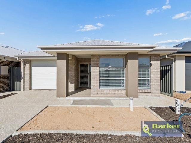 Sparkly New 4 Bedroom Home Modern & Easy Living