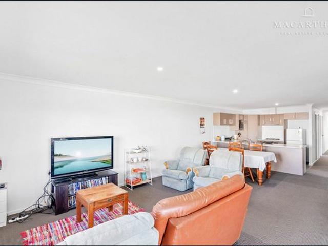 Sparkling Modern 4 Bedroom Duplex