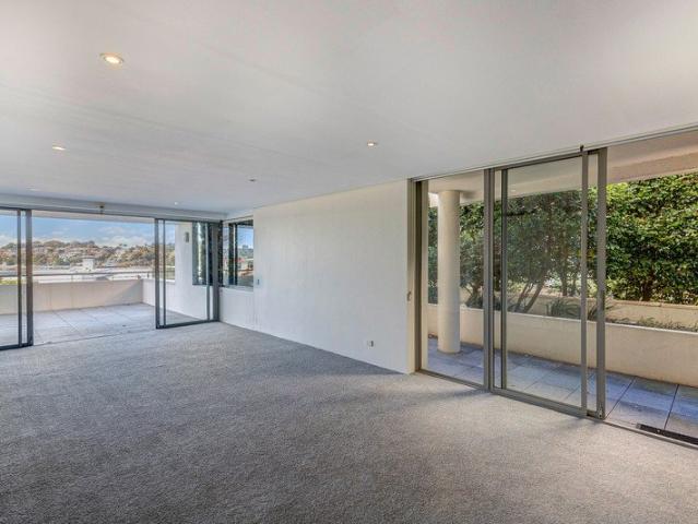 Oversized Three Bed with Sparkling Water Views
