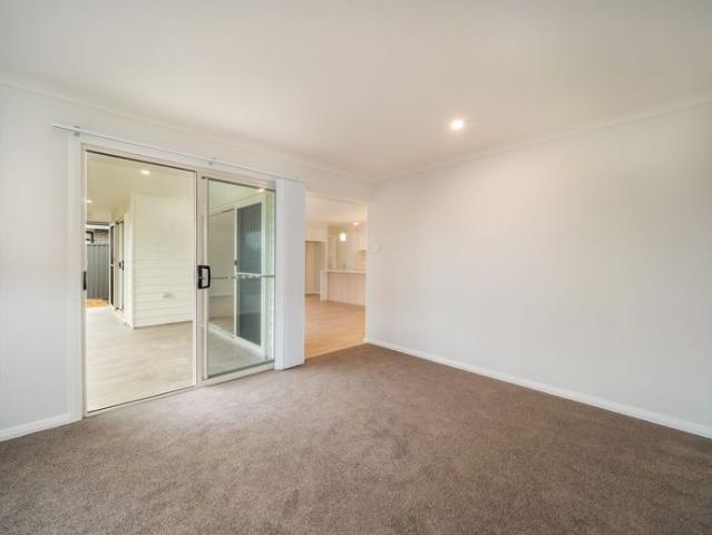Sparkling young home, just steps from Rainbow beach