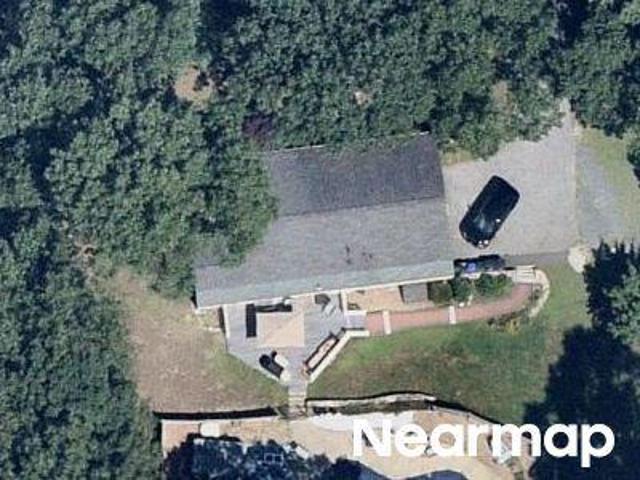 Sparhawk Dr