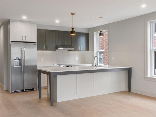 Spear St Unit,quincy, Condo For Sale