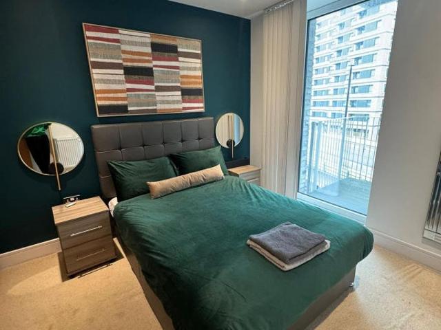 Specious Two bed Flat with Large Reciption
