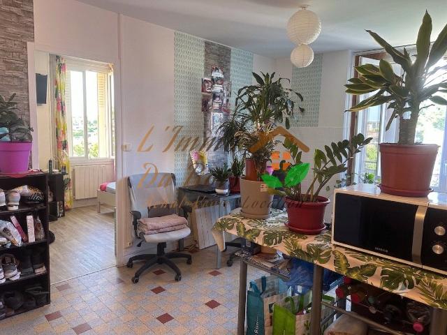 Spécial Investisseur Appartement T2 bis vendu loué Centre de Vienne