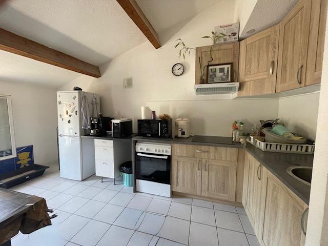 SPECIAL INVESTISSEUR COLLOBRIERES APPARTEMENT T3 LUMINEUX