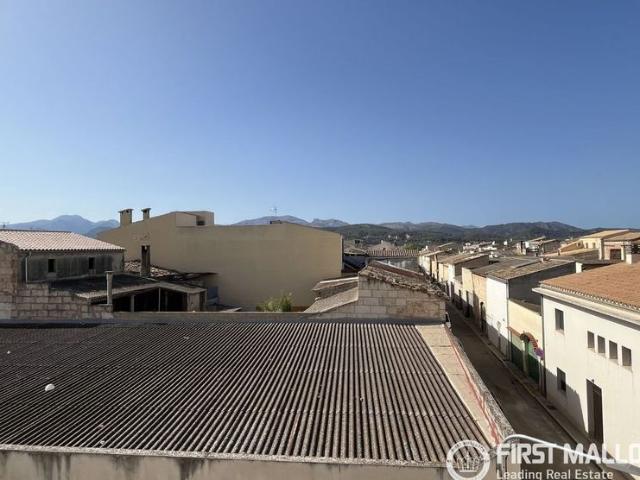 Spectacular 200mÂ² Apartment with Private Terrace in the Heart of Sa Pobla