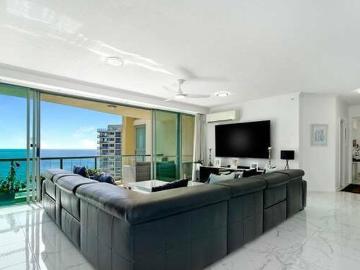 House for sale in Mount Nathan - Balcony