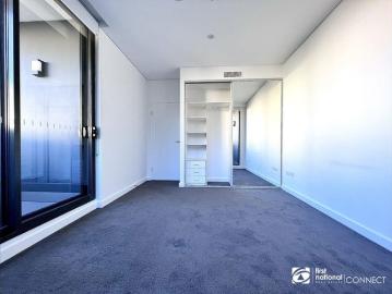Spectacular 3 bedroom unit