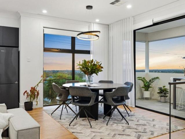 Spectacular Views from the City to the Coastline