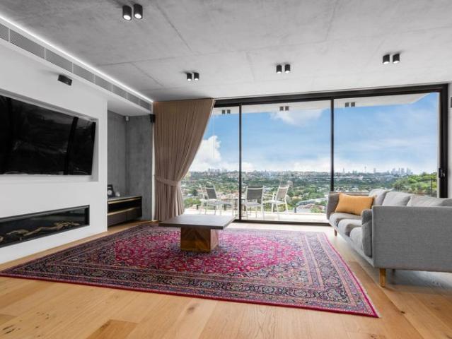SPECTACULAR VIEWS @ NORTH BONDI DOVER HEIGHTS