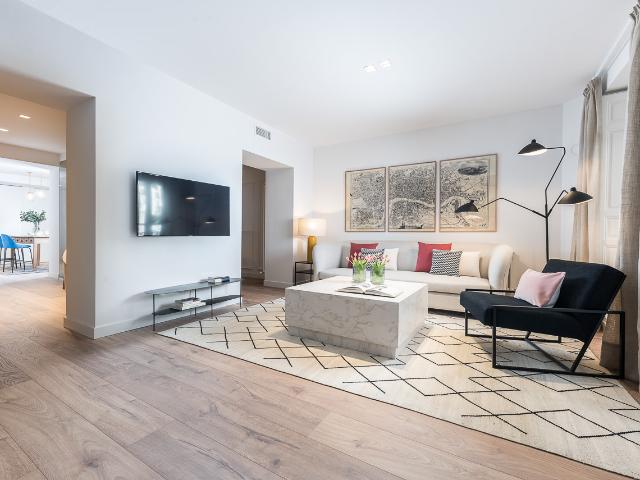 Spectacular apartment next to the Prado museum