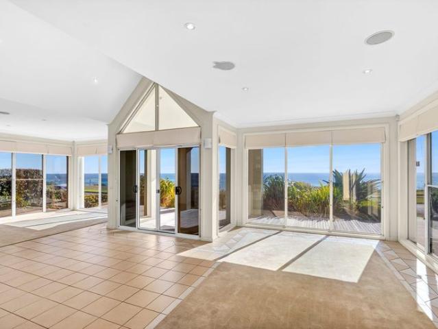 Spectacular Bay Views
