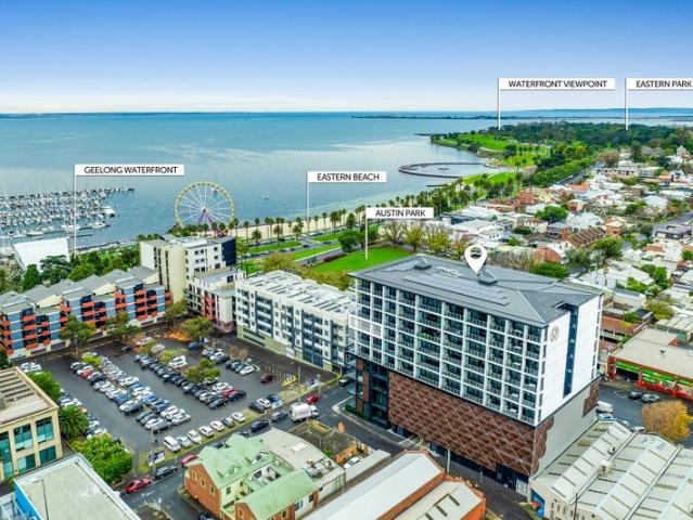 Spectacular Bay Views, Dual Key Flexibility