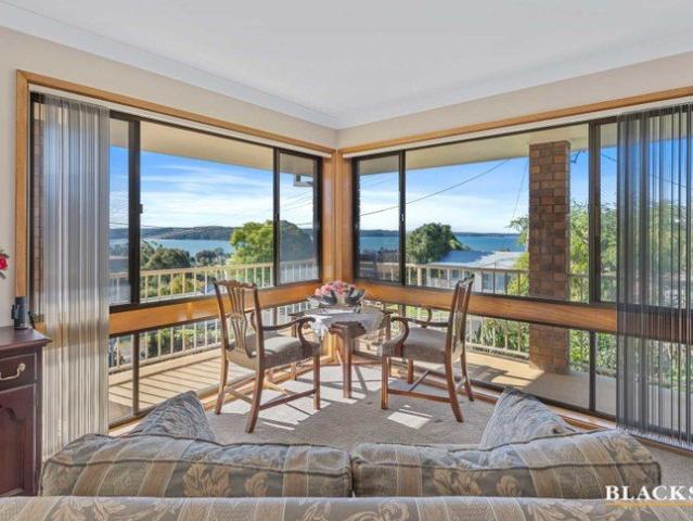 Spectacular Bay Views, Endless Possibilities