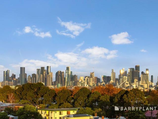 Spectacular City Views & Resort Style Living in the Heart of Flemington