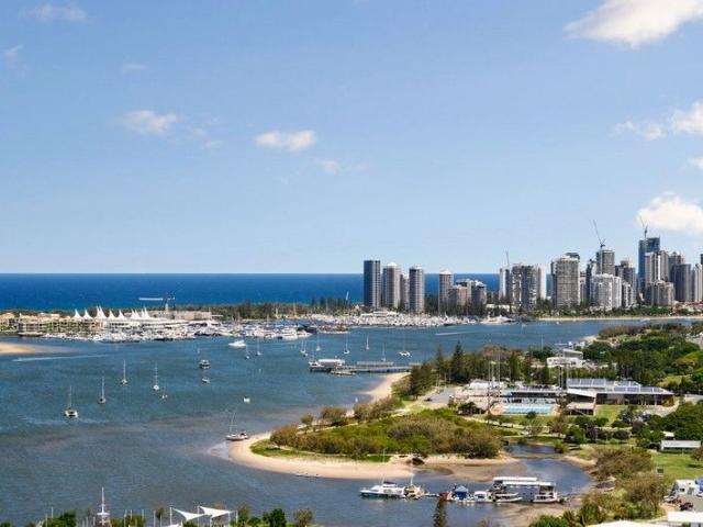 Spectacular Coastal & City Panorama | 25th Floor Luxury Living