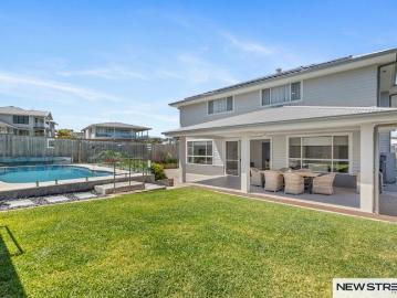 Spectacular Coastal Luxury