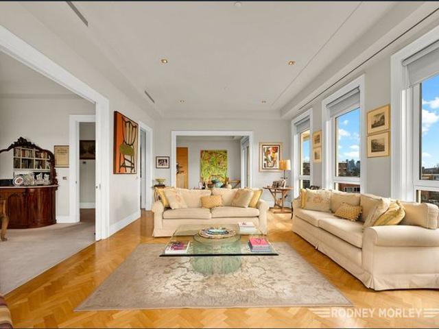 Stylish and Spacious Prestige Apartment