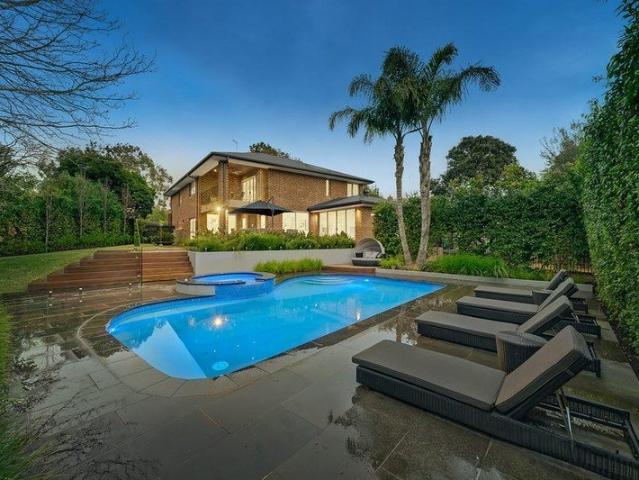 Spectacular family sanctuary
