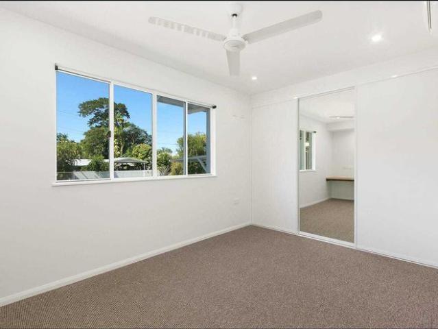 Spectacular fully furnished townhouse in premier location