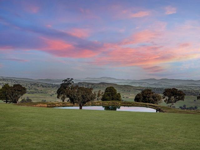Spectacular High Country Views Rare Landholding