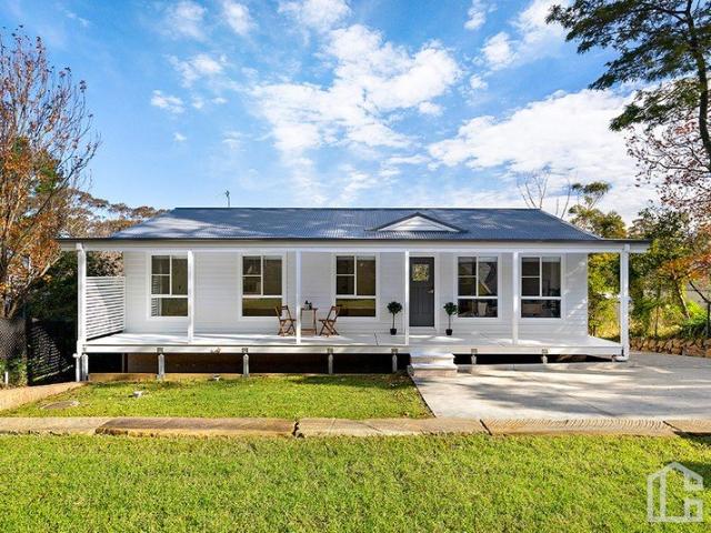 Spectacular Home in Prime Position with Flexible Floor Plan In cooling off period Contact agent for more information