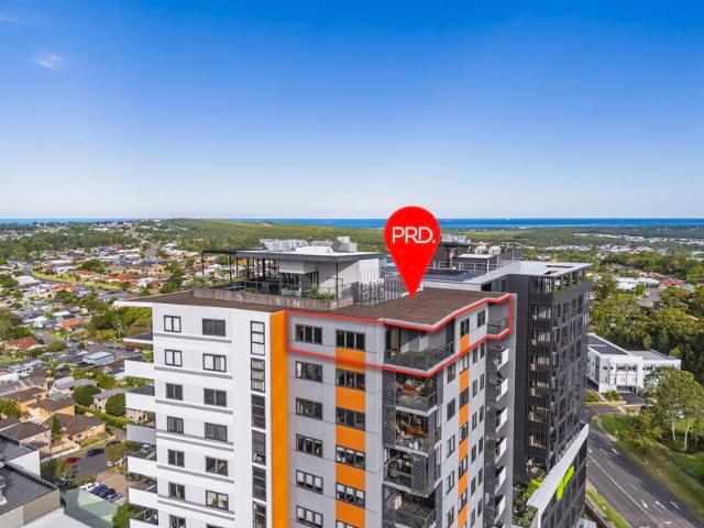 Spectacular Living with City Views!