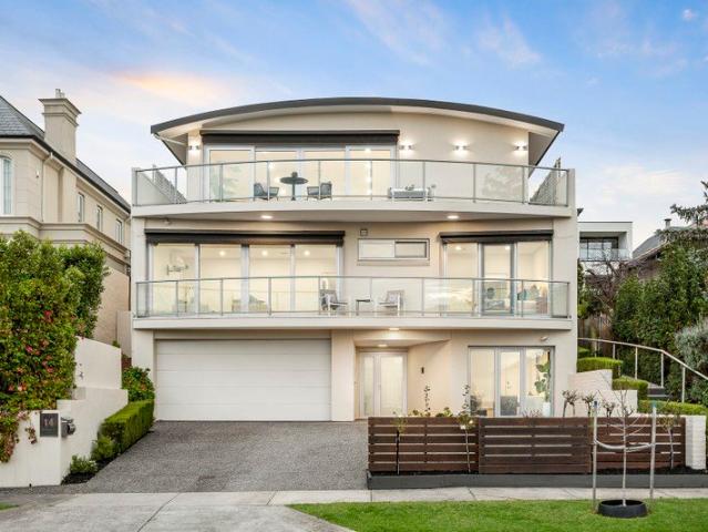 Spectacular Luxury and Space in the Balwyn High Zone