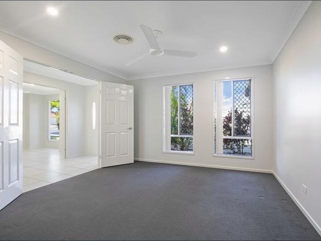 Spectacular & massive home with many living areas & ducted AC