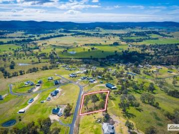 SPECTACULAR NORTH FACING BLOCK ON THE EDGE OF BEGA