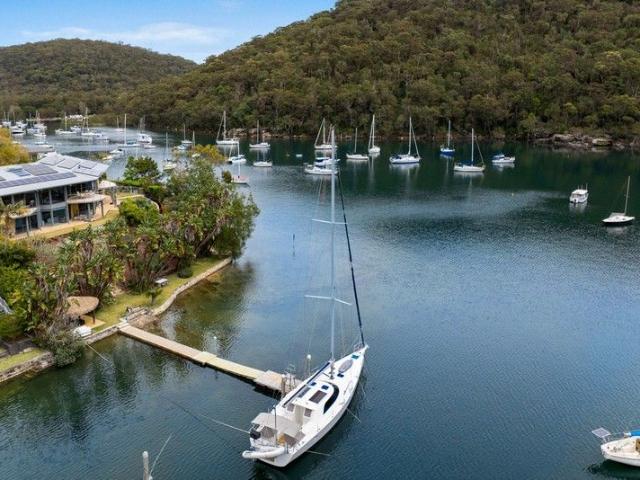 Spectacular North Facing Deep Waterfront Rare 63m Frontage to Pittwater