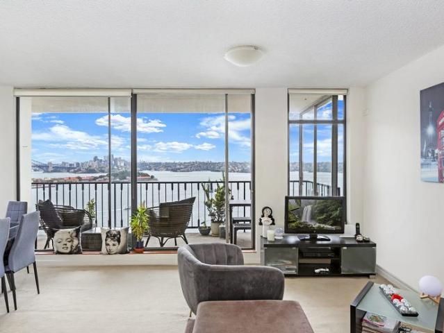 Spectacular north facing two bedroom apartment